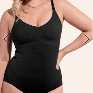 Honeylove Cami Bodysuit in Vamp (petite)